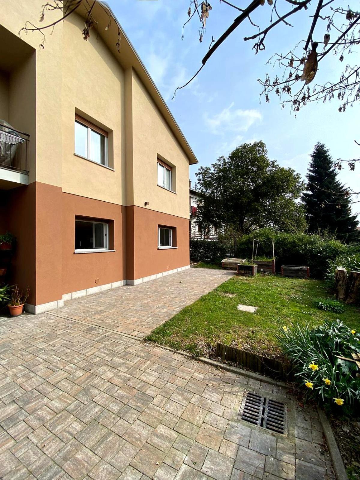 Casa Serena Induno Olona Екстериор снимка